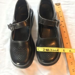 Dansko black Mary Janes